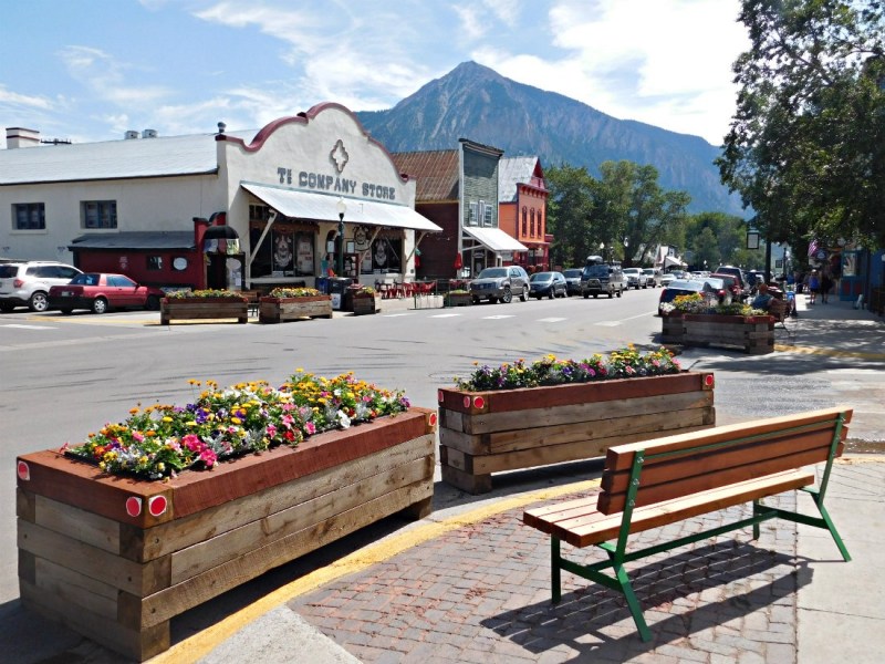 Best Dog Friendly Towns In Colorado